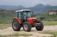 Трактор MF 400 Xtra от Massey Ferguson