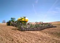 Пневматические сеялки John Deere моделей 740A и 750A