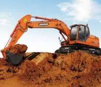 Гусеничный экскаватор Doosan DX180LC