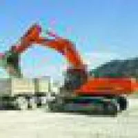 Гусеничный экскаватор Doosan DX520LC