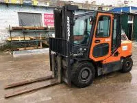 Дизельный погрузчик DOOSAN D50SC-5