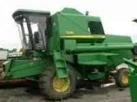 Комбайн зерноуборочный John Deere 1076