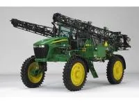 Опрыскиватель самоходный JOHN DEERE б/у