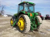 Трактор John Deere 8420