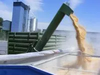 Перевалка зерновых по воде