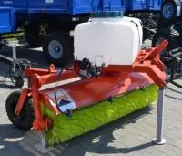 Щетка на трактор дорожная НО-86 с системой орошения
