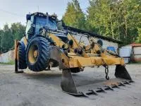 CAT 434F б/у экскаватор-погрузчик 2013 г.в. (Caterpillar 434F)