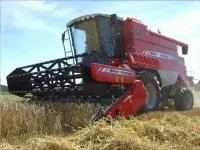 Комбайн Massey Fergusson ACTIVA