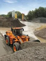 Фронтальный погрузчик Doosan DL 450